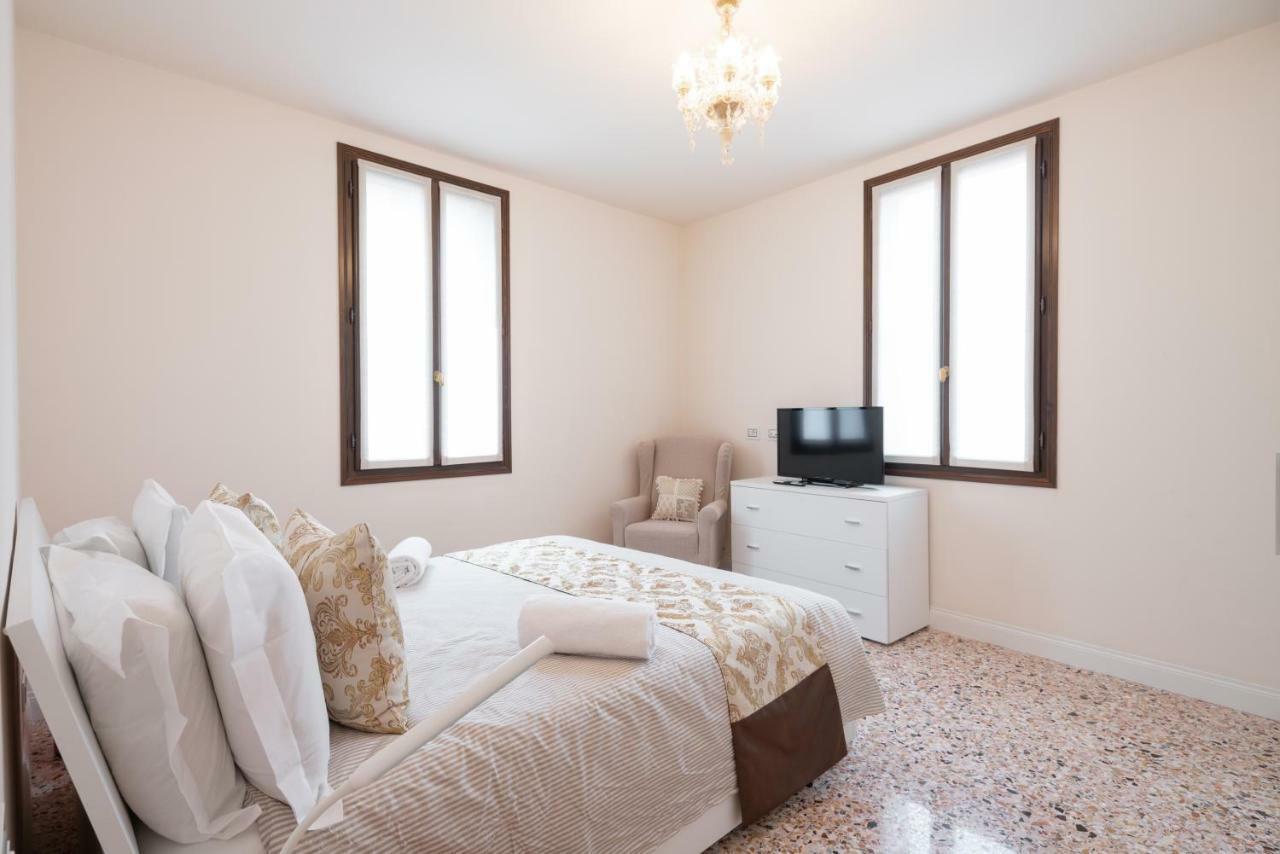 Ve.N.I.Ce Cera Remer Suite Venezia Esterno foto